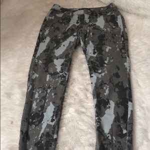 Pair of jeans size 7